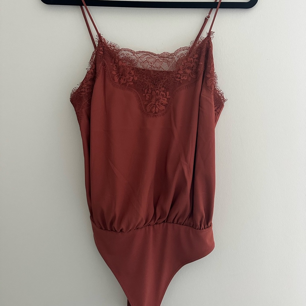 Express Rust Lace-Trim Cami Bodysuit